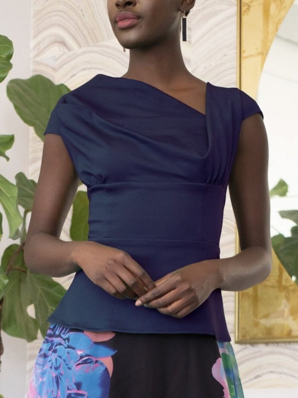 NWT Eva Franco Women's Yuki Top in Navy Blue Size 4